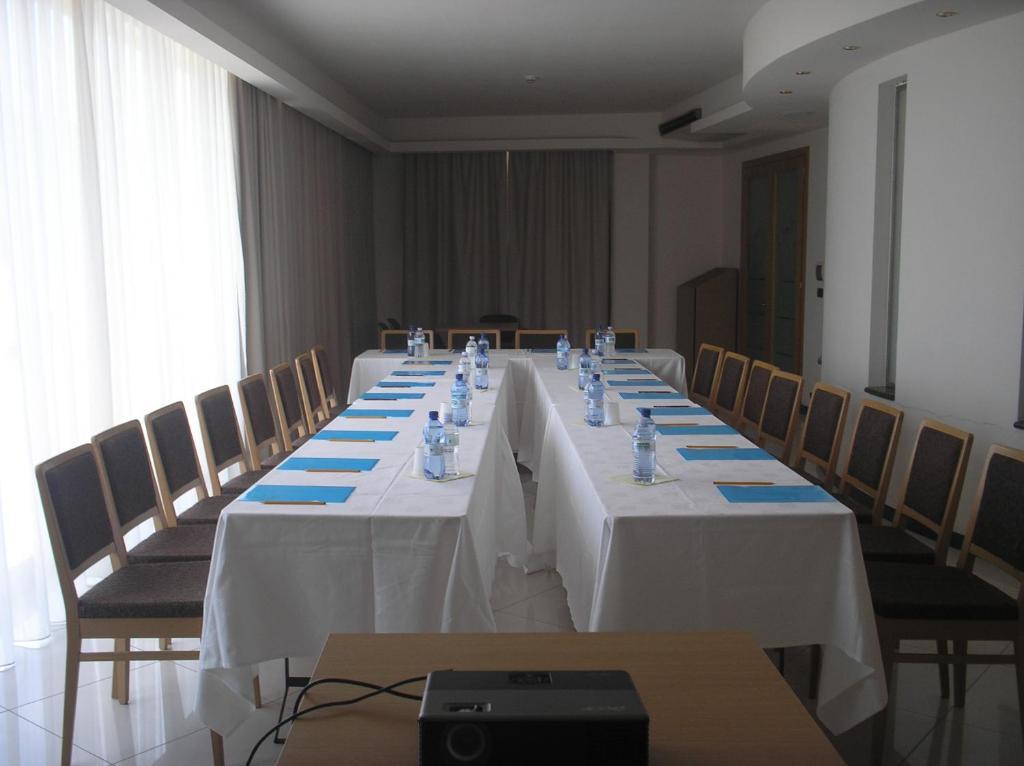 Garden Hotel Ареццо Екстер'єр фото