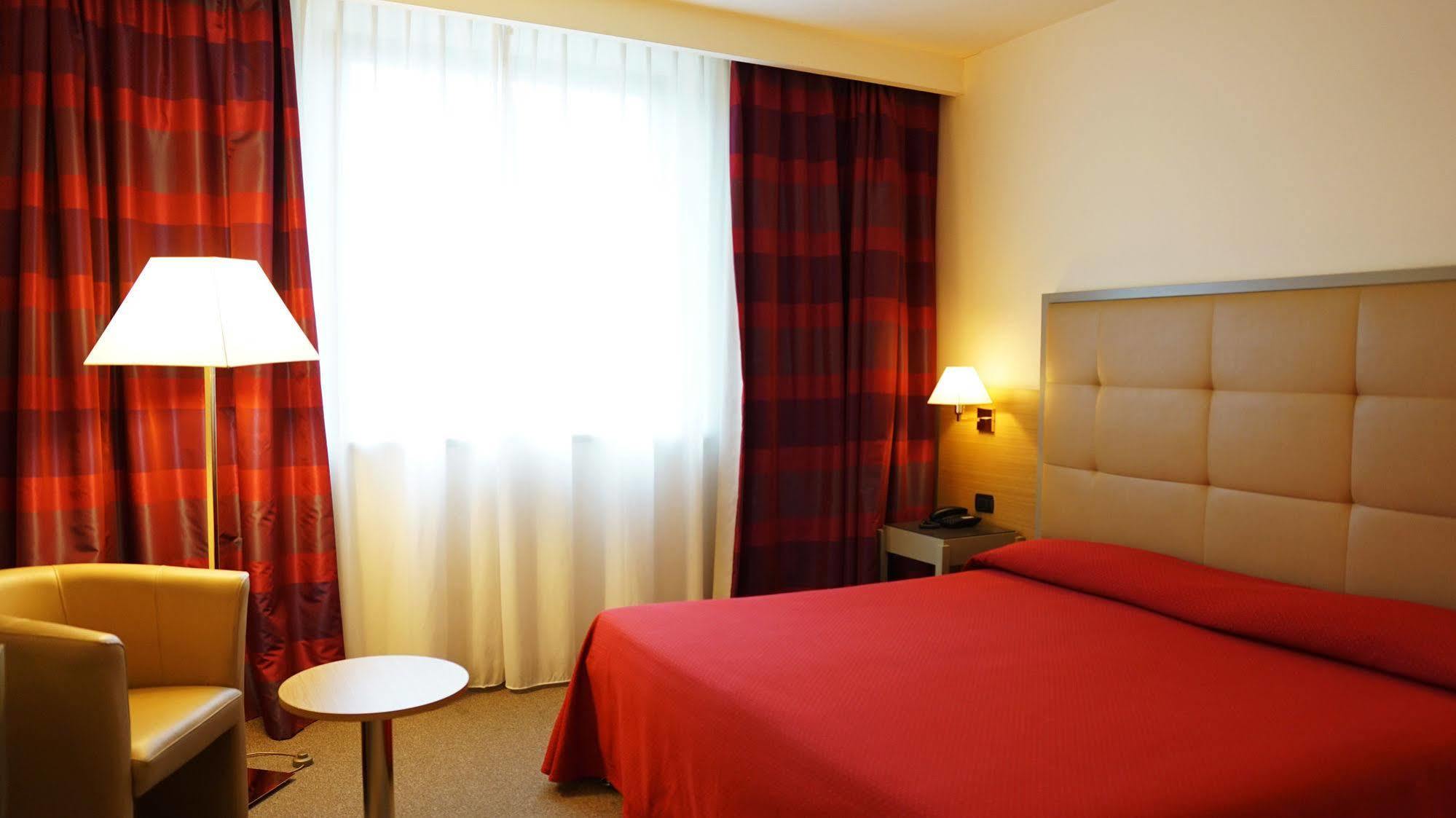Garden Hotel Ареццо Екстер'єр фото